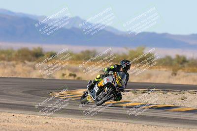 media/Nov-16-2024-CVMA (Sat) [[0e4bb1f32f]]/Race 9-Amateur Supersport Middleweight/